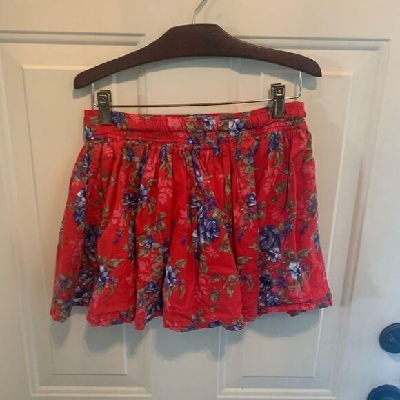 Abercrombie & Fitch Red and Blue Floral Mini Skirt - Picture 4 of 5